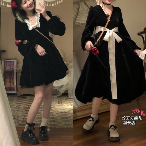 Official photos of a retro velvet little black dress for autumn and winter, suitable for plus-size women, slimming, petite women, and youthful look with a bow.