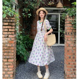 Real photos of a sophisticated, elegant French-style long dress with a flattering, slimming, and fairy-like floral print, perfect for a tea break.