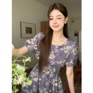 Real shot of a French-style purple floral dress for a tea break, a new summer style, exquisite and beautiful, with a cinched waist, a fairy-like long dress. Real shot of a French-style purple floral dress for a tea break, a new summer style, exquisite and beautiful, with a cinched waist, a fairy-like long dress.