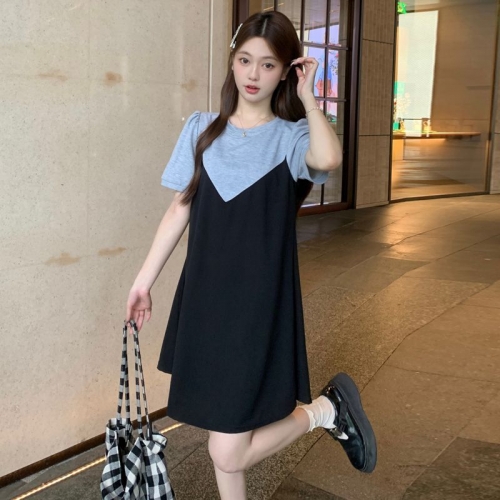 Real photos of plus-size, slimming, loose-fitting two-piece dresses suitable for 80-200 lbs, perfect for summer. Korean style, casual.