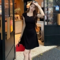 Real shot of a black, slim-fitting, square-neck dress for women, new summer style, French Hepburn-inspired A-line skirt.