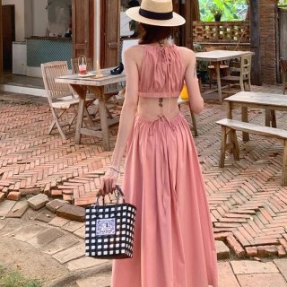 2025 New Summer Pink Halter Neck Dress for Women - Slimming, Gentle, Elegant, and Youthful.