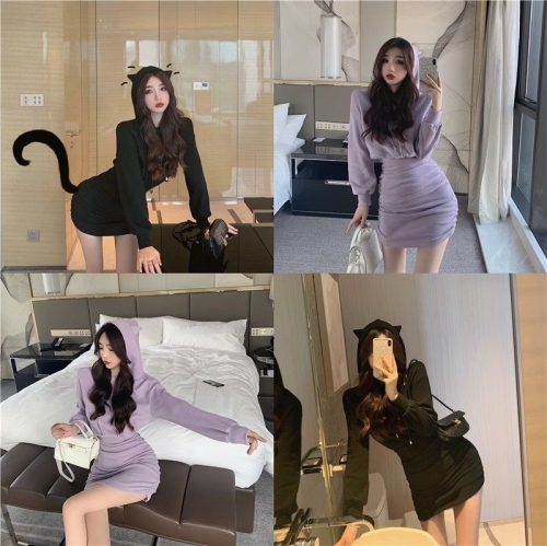 Purple sexy hooded dress, slim-fitting bodycon skirt, pleated long-sleeved dress for women, perfect for autumn. Purple sexy hooded dress, slim-fitting bodycon skirt, pleated long-sleeved dress for women, perfect for autumn.