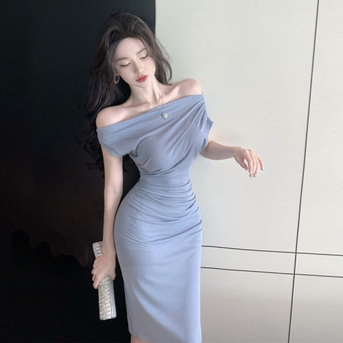 2024 Sexy Off-Shoulder Short-Sleeve Bodycon Dress, One-Shoulder Mid-Length, Ruffled Waist, Asymmetrical Neck, Pure and Alluring Style