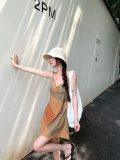 Retro-style vacation-inspired slip dress for women, new arrival, irregular repeating color-blocked print, bias cut, slimming dress.