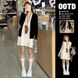 Summer sleeveless vest V-neck dress for women, pure and simple, solid color, loose fit, slimming short skirt, fashionable new women's clothing. Summer sleeveless vest V-neck dress for women, pure and simple, solid color, loose fit, slimming short skirt, fashionable new women's clothing.