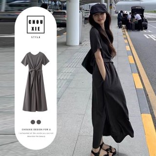 Niche design cross-strap short-sleeved dress, summery and sophisticated, slimming A-line long skirt.