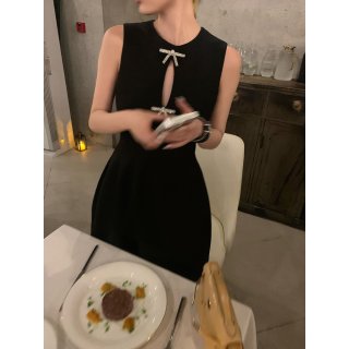 French-style little black dress, high-end and exquisite bow-tie sleeveless vest dress, waist-cinching A-line birthday dress