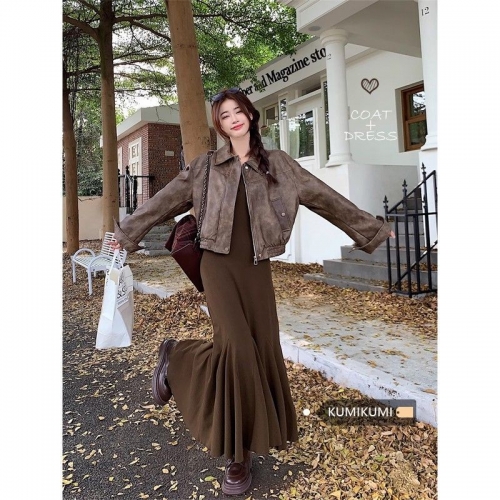 Women's Autumn Slim-fitting, Flattering Long-sleeved Brown Dress with Waist-cinching Bodycon Skirt and Fishtail Hem - Black Long Skirt