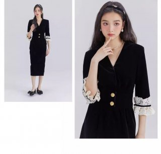 High-end sexy velvet classic elegant spring French style black V-neck retro commuter high waist slimming new arrival for mid-winter