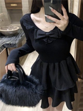 French Hepburn style inner cake dress for women, sweet and elegant autumn and winter, waist-cinching bow dress, unique style for petite women.