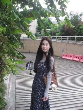 2024 New Early Autumn Outfit: Petite, Youthful, Stylish Blue Floral Print Camisole Dress