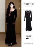 French-style black knit dress, 2024 new style, women's autumn and winter, slimming and flattering, perfect for layering with a bag.