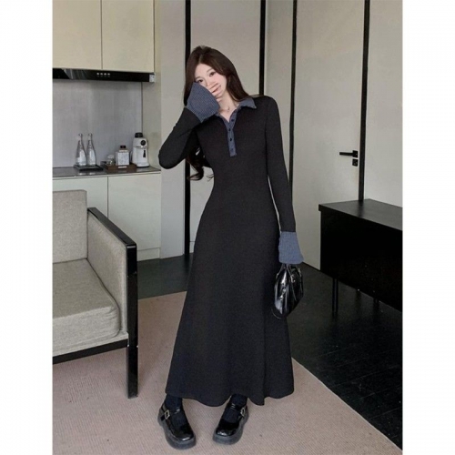 French-style black polo knit dress for women, new autumn/winter 2024 style, perfect for layering or wearing as a base layer.