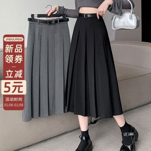 Plus-size solid color suit skirt for women, versatile mid-length skirt for spring, high-waisted, slimming, casual, pleated.