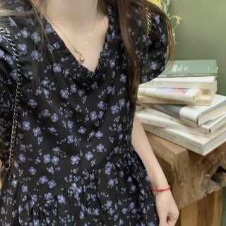 Black petite dress, 2024 new style, summer floral tea dress, French style, lisianthus, slim fit, Mori girl look.