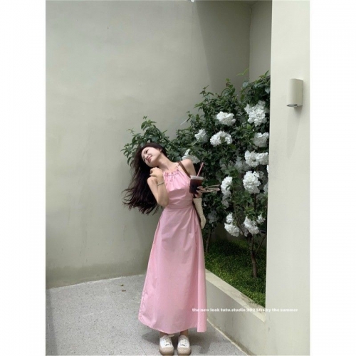 Beach vacation style halter neck suspender dress, women's summer pink first love dress, backless waist-cinching elegant long dress