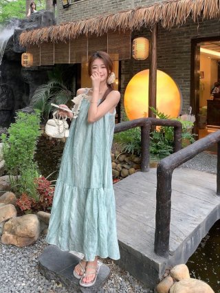 Mint green tie-dye sundress for women, a fresh and loose-fitting summer vacation dress