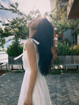 White spaghetti strap dress for women, summer style, French chic, sophisticated, slim A-line strapless long dress