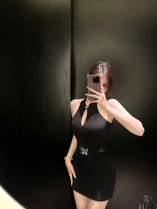 New Chinese-style modified cheongsam sexy backless black halter dress for women, spring tight-fitting bodycon vest dress