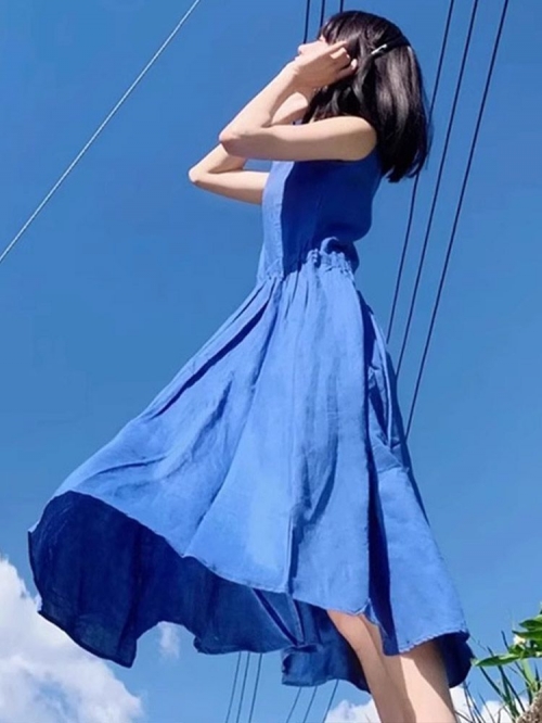 2025 New Petite French Style Sleeveless Dress Summer Women's Clothing Beach Vacation Blue Long Dress