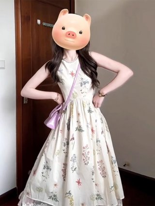 French-style sleeveless floral print dress, women's spring/summer 2025 new design, unique and stylish. French-style sleeveless floral print dress, women's spring/summer 2025 new design, unique and stylish.