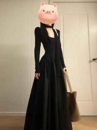 2024 Early Autumn New Arrival Hepburn Style Black Long-Sleeved Dress, Elegant Women's Clothing, High-End Fit, Waist-Defining