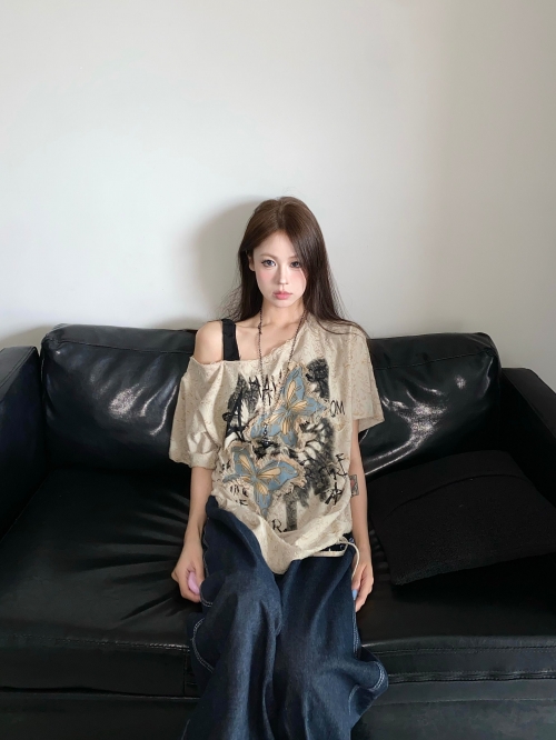 MR Original Ripped Fabric American Sweet and Cool Distressed Butterfly Off-Shoulder Short-Sleeve Top for Women, Heavy-Duty T-Shirt