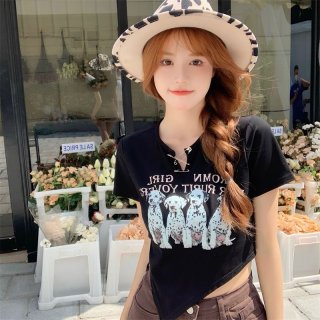 Cartoon print short-sleeved T-shirt for women, perfect for summer 2024, slim fit and flattering for plus-size women.