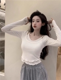 Pure and sexy U-neck long-sleeved white t-shirt for women, autumn and winter inner layer, fake two-piece, slim fit, short base layer.