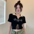 [Real Price] Women's Short-Sleeve T-Shirt with Straight Shoulders, New Summer Design, Unique Style, Short Polo Shirt, Sweet and Spicy Girl Style