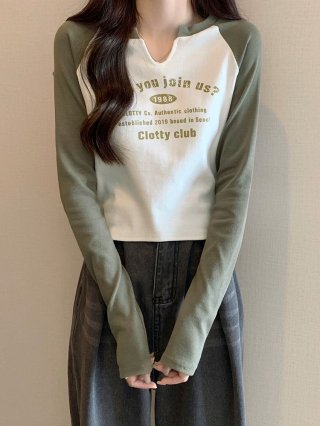 Slimming short color-blocked base layer top for women, unique and stylish design, small U-neck, spring, autumn and winter fitted long-sleeved t-shirt. Slimming short color-blocked base layer top for women, unique and stylish design, small U-neck, spring, autumn and winter fitted long-sleeved t-shirt.