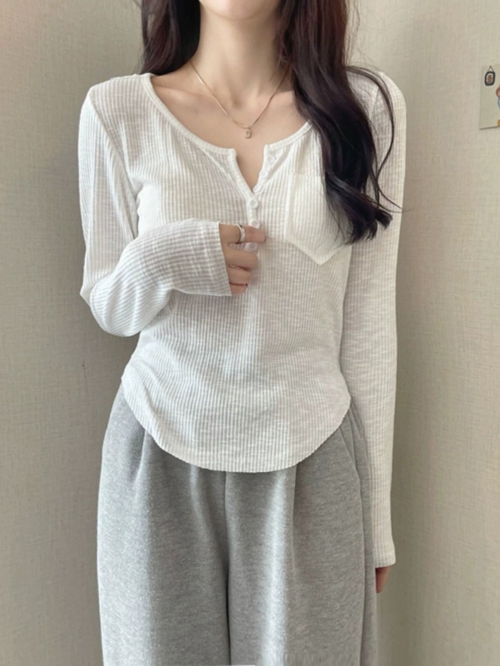 MR Original Style Spring and Autumn Long-Sleeve T-Shirt for Women, Solid Color, Versatile, Slim Fit, Button-Down, V-Neck, Short Style MR Original Style Spring and Autumn Long-Sleeve T-Shirt for Women, Solid Color, Versatile, Slim Fit, Button-Down, V-Neck, Short Style