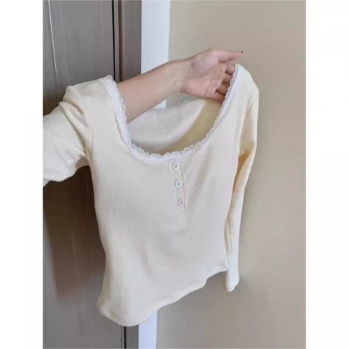 [With Bra Pads] Long-sleeved Lace-trimmed T-shirt for women, sweet and warm for winter, with bra pads, versatile and sexy base layer.