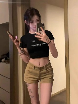 1*1 Pure Cotton High Elasticity New Summer Short-Sleeved Top, Fits Well with High-Waisted Pants, Slimming and Stylish 1*1 Pure Cotton High Elasticity New Summer Short-Sleeved Top, Fits Well with High-Waisted Pants, Slimming and Stylish