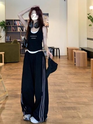 [Shoulder and Collar Cover] Summer Dopamine Outfit: Sleeveless T-shirt, American Style Short Hot Girl Slim Fit Tank Top