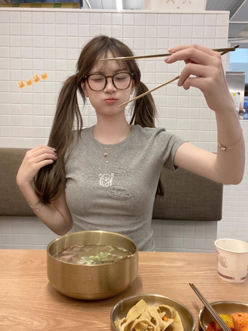 1*1 Pure Cotton High Elasticity New Summer Short-Sleeved Top, Fits Well with High-Waisted Pants, Slimming and Stylish 1*1 Pure Cotton High Elasticity New Summer Short-Sleeved Top, Fits Well with High-Waisted Pants, Slimming and Stylish