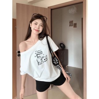 American retro style off-shoulder short-sleeved t-shirt for women, summer design, unique loose fit, sexy top.