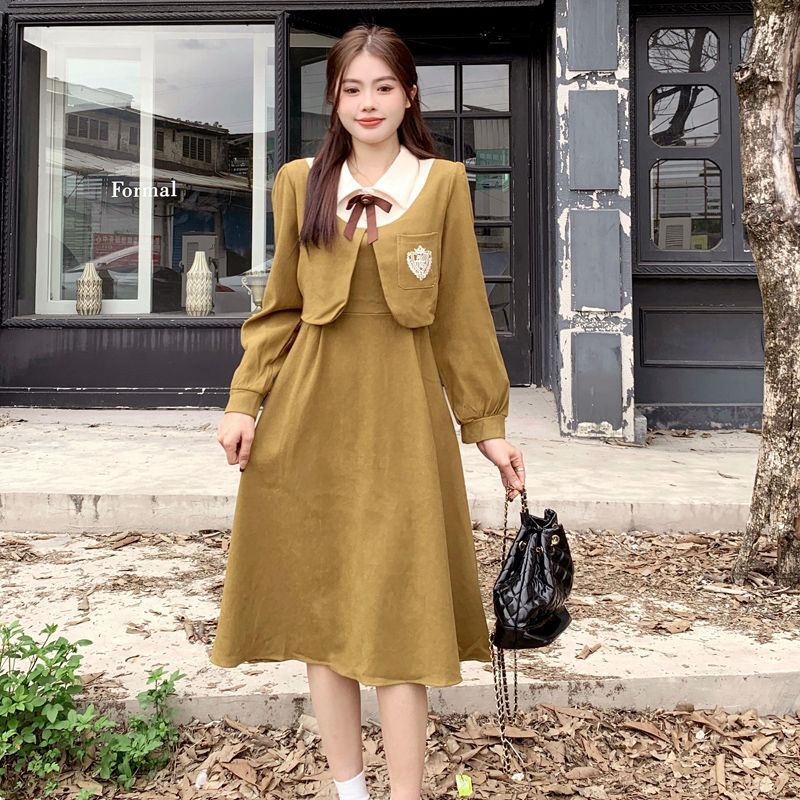 Real Photos | Includes Bow Brooch | High-End Faux Two-Piece Corduroy Dress for Women, Autumn/Winter French Preppy Style