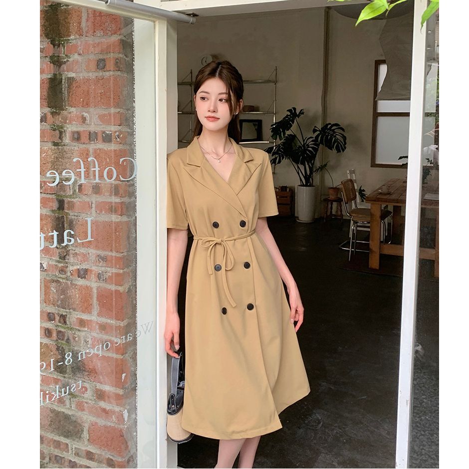 Real photos of Hepburn-style women's dresses, new summer styles, French-inspired, unique design, elegant, slimming and flattering.