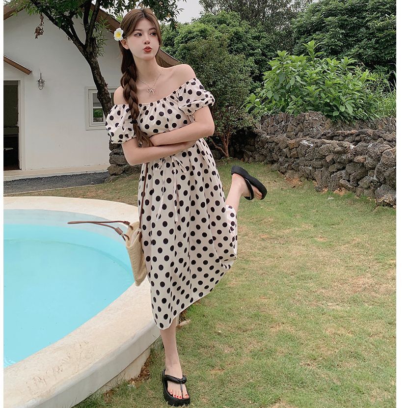 Real photos of a chic and exquisite French-style polka dot puff sleeve dress, a new summer 2025 women's long dress.