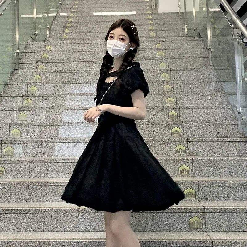 French little black dress, courtly style design, new summer 2025 style, waist-cinching, slimming, bow-tie short-sleeved jumpsuit