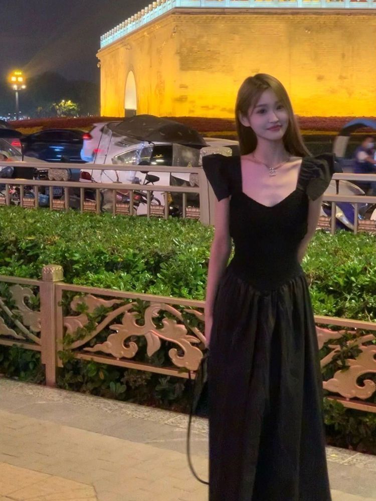 Women's Summer New Style Short Sleeve Dress, High-End Sexy Long Dress, 2025 Summer, Sexy Black