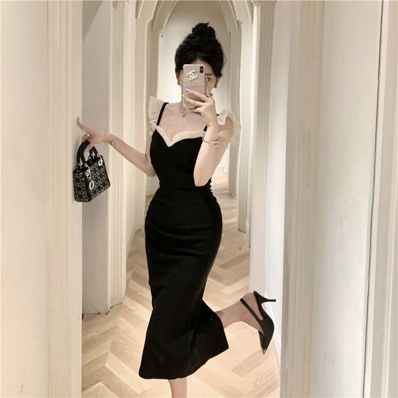 French little black dress, new style, fashionable and alluring, with ruffled trim, sexy bodycon dress with slits, perfect for birthday parties.