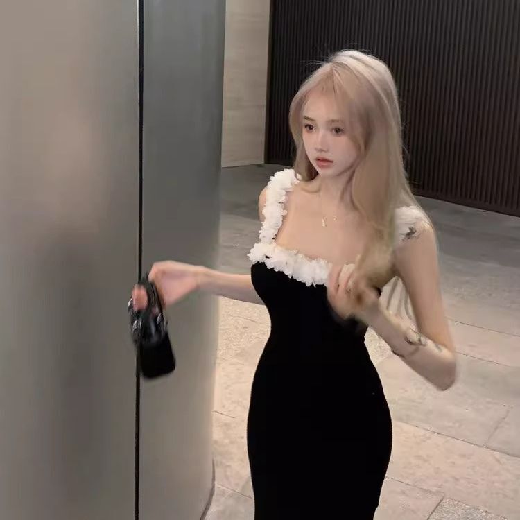 Summer black fitted backless slit bodycon maxi dress with floral suspenders for women.