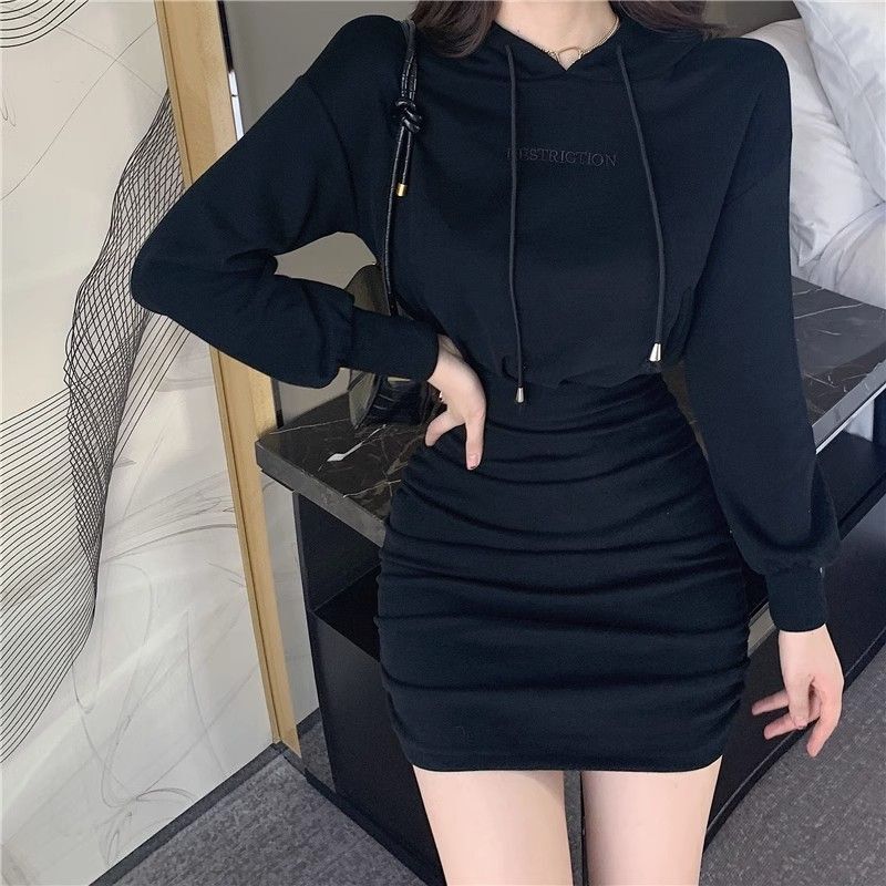 Purple sexy hooded dress, slim-fitting bodycon skirt, pleated long-sleeved dress for women, perfect for autumn.