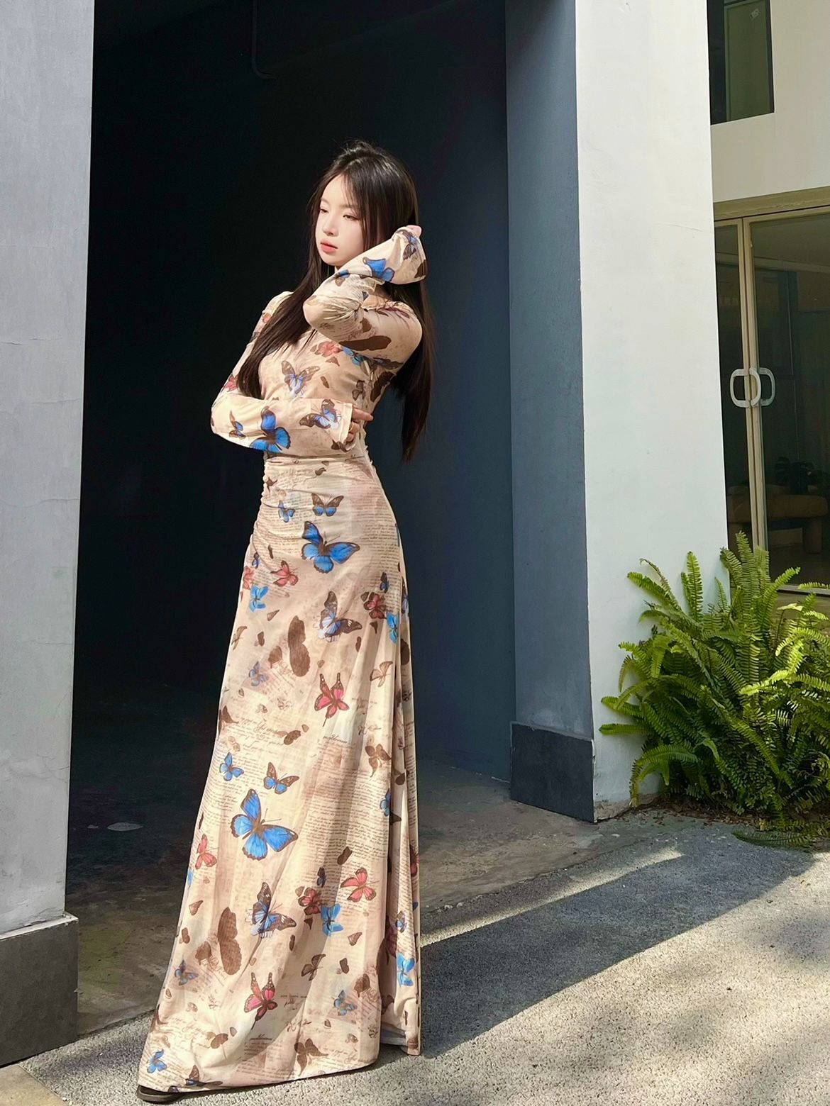 Hot retro butterfly print long-sleeved dress for women, ruched, waist-cinching, sexy, bodycon long skirt