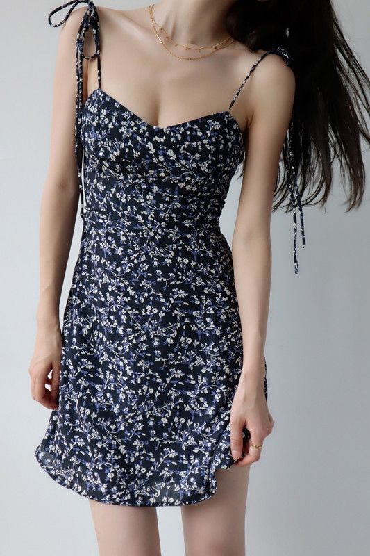 Women's Summer Sexy Low-Cut Strappy Spaghetti Strap A-Line Skirt Short Skirt Beach Dress