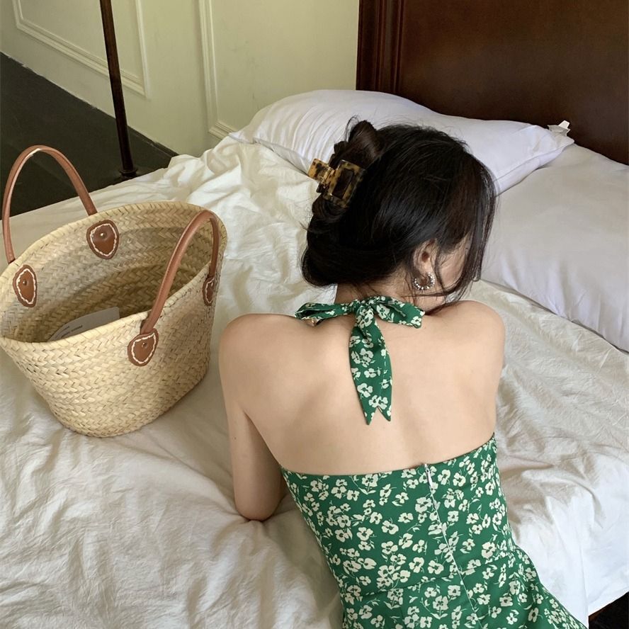 New summer Hong Kong style retro women's V-neck halter neck floral A-line short skirt bodycon slimming suspender dress