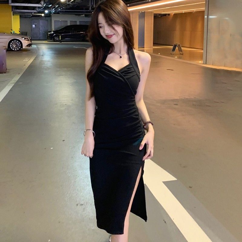 Pure and sexy halter-neck suspender dress, women's summer style, French high-end temperament, long waist-cinching slit bodycon skirt.